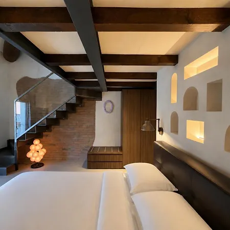 Ferienhaus Lussuoso Loft Di Design Tra Centro E Aeroporto