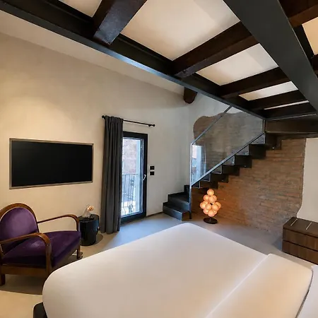 Lussuoso Loft Di Design Tra Centro E Aeroporto Ferienhaus Bologna